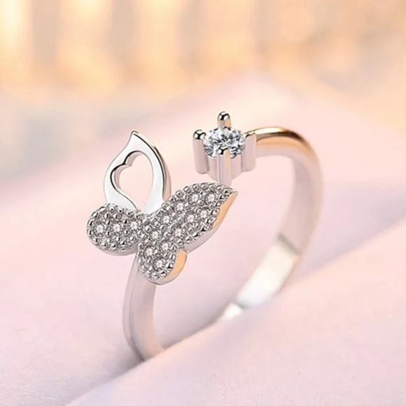 Jewelry - S925 Sterling Silver Ring